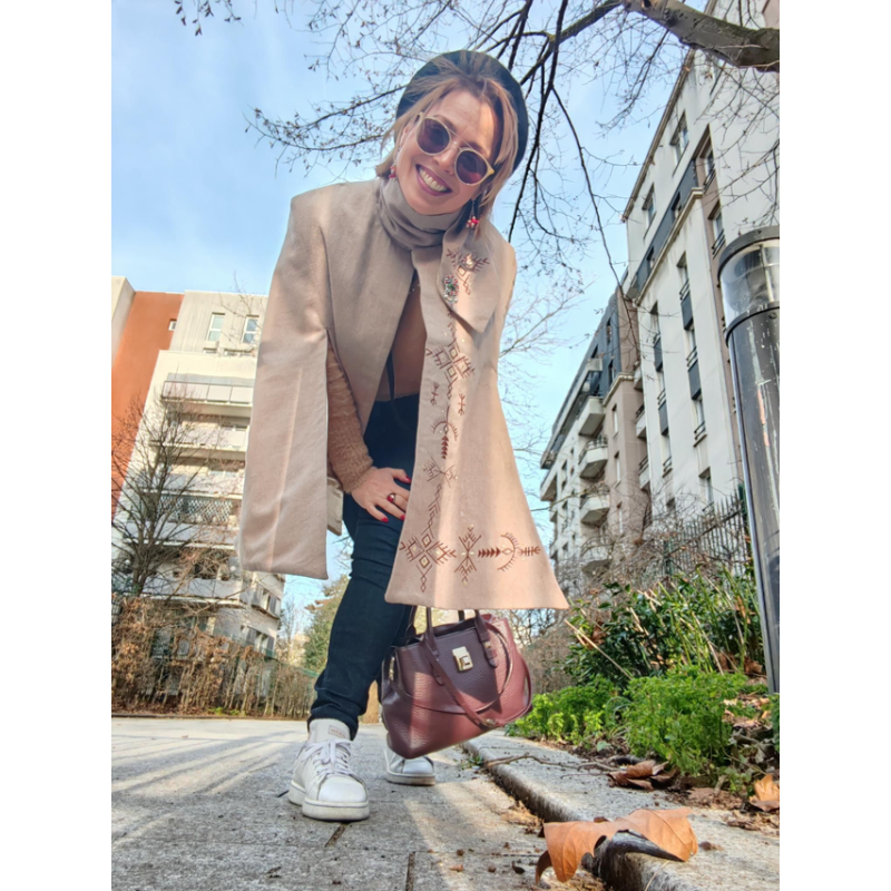 Cape ''TASEKURT''  sur commande